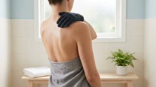 Comment traiter les boutons dans le dos avec un gant exfoliant