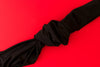 image d'un tissu de soie avec un noeud au milieu
